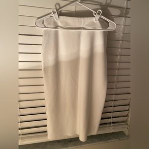 Forever 21 Midi body-con white skirt